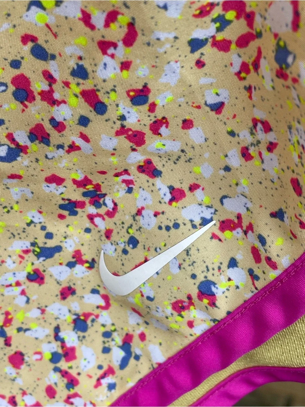 Nike Dri-FIT Printed Tempo Running Shorts Yellow Pink L